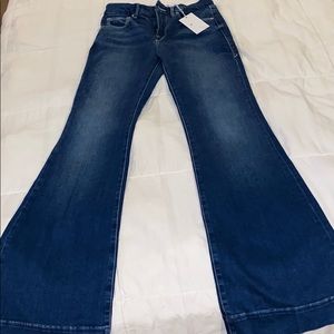 GOOD FLARE TROUSER HEM | BLUE363
2 | 26